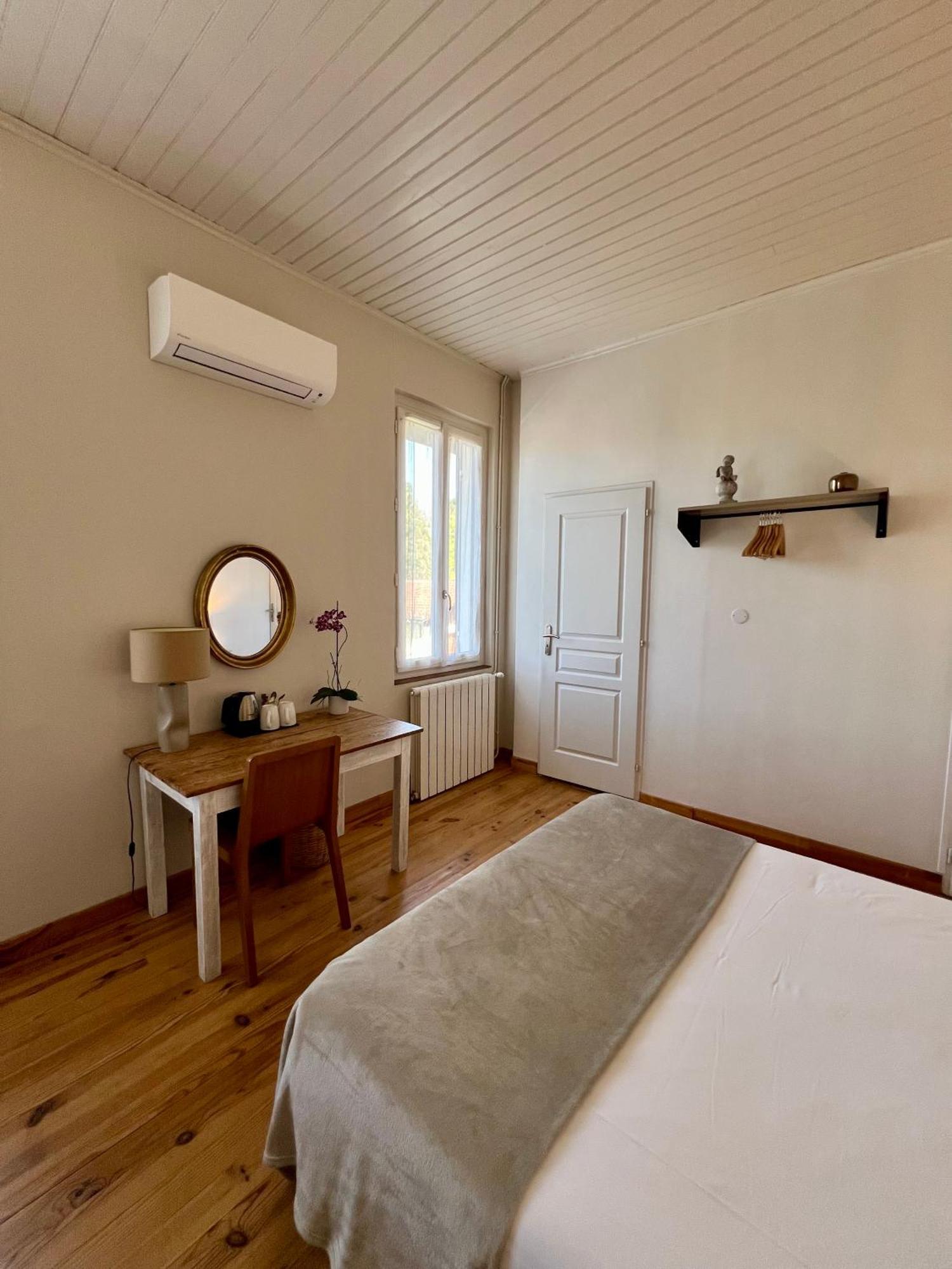 Bed & Breakfast L'estanquet Pdj Offert *